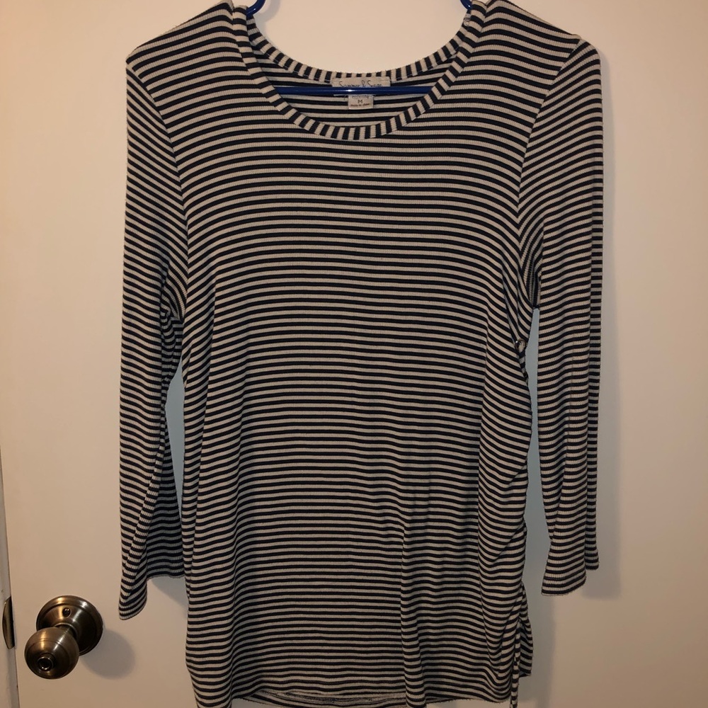 Maternity long sleeve, never worn